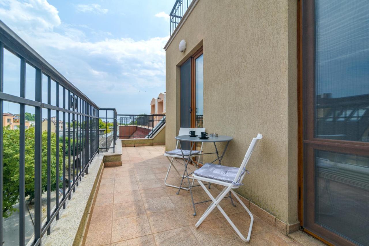 Magdalena Apartment - Two Bathrooms, Perfect City Center Varna ภายนอก รูปภาพ